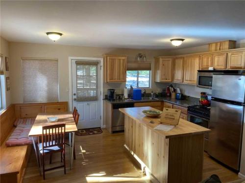 645 Kiowa home - image 3