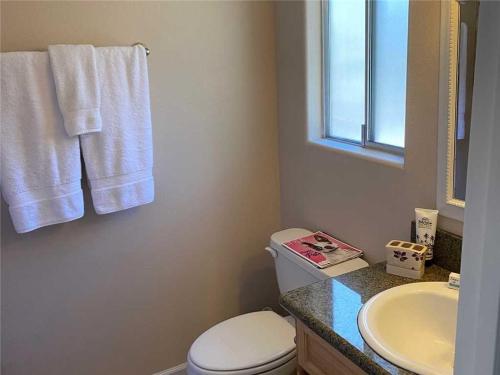 645 Kiowa home - image 4