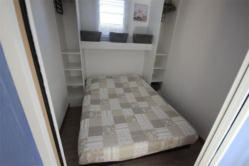 Belle villa 4 couchages a 800 m de la plage 2 chambres terrasse parking dans residence securisee LRO