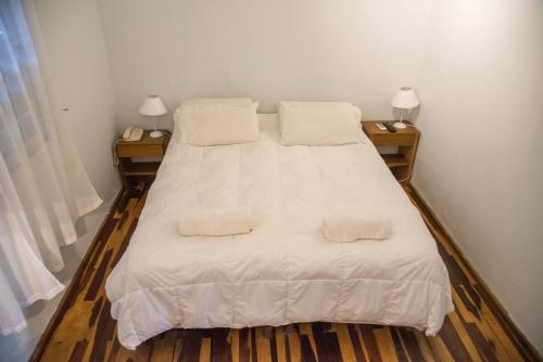 1 double bed, 3 twin beds
