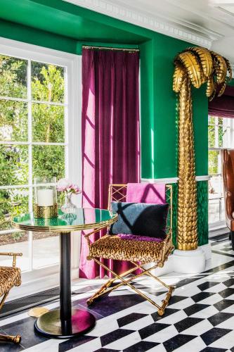 The Prospect Hollywood near ฮอลลีวูดวอล์ค ออฟเฟม