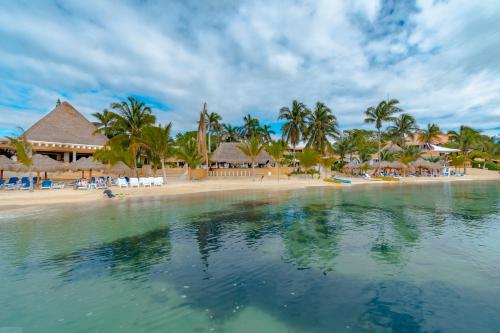 Puerto Aventuras Hotel & Beach Club