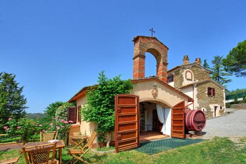 Villa Uccellaia by PosarelliVillas