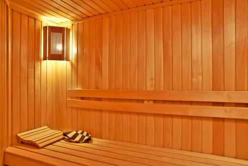 Jacuzzi Sauna Luxury Spa Apartment, Kiew (Foto 6)