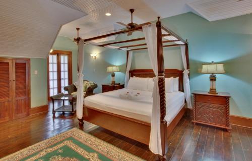 Mahogany Hall Luxury Boutique Resort