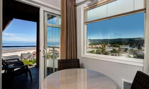Hallmark Resort in Cannon Beach 4