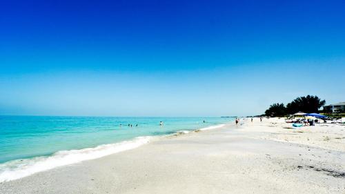 Marbella Villa 01 - 1715313 in Bradenton Beach, USA
