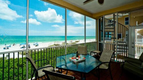 Marbella Villa 04 - 1713929 in Bradenton Beach, USA