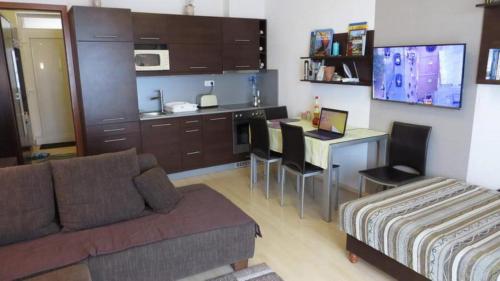  Wellness Club Apartman in Siófok