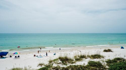 Marbella Villa 05 - 1713928 in Bradenton Beach, Vereinigte Staaten von Amerika