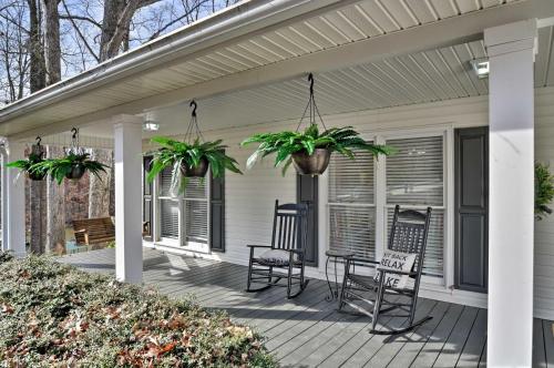 Large Lavonia Home with Party Dock on Lake Hartwell! in Anderson (SC)