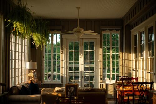 The Greystone Inn 5
