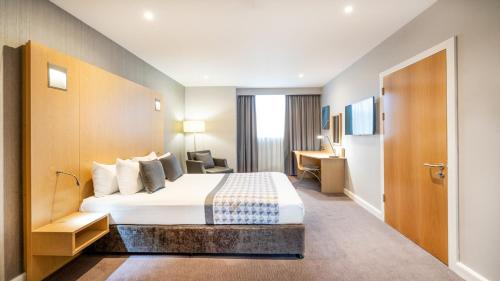 Holiday Inn London Luton Airport an IHG Hotel - image 12