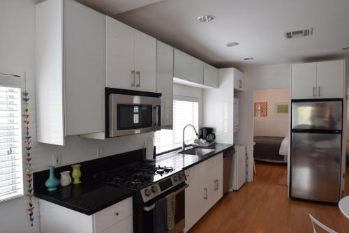 Venice Beach Apartments Monthly rents 4
