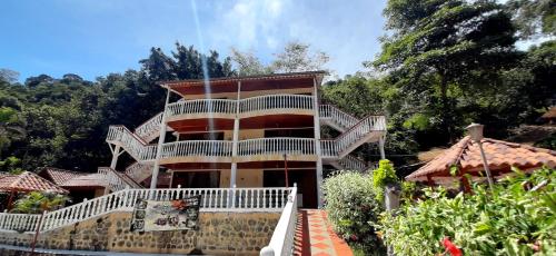 Hotel Campestre La Gaitana