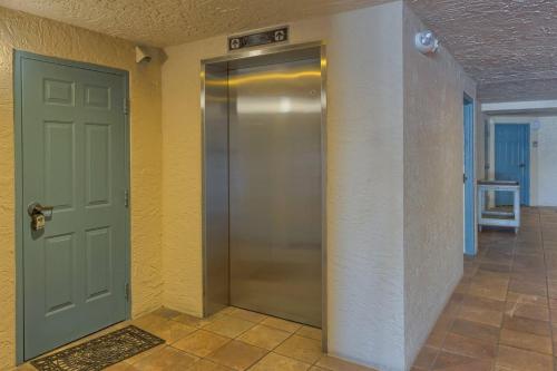 Four Seasons by Meyer Vacation Rentals - image 6