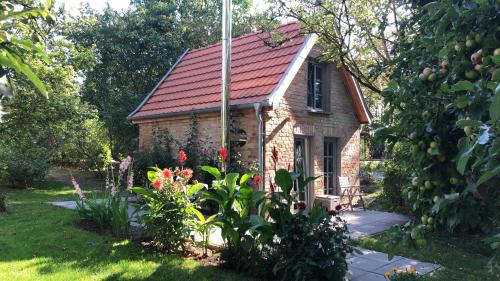 Honeymoon, kleines aber feines Cottage am Strand in Kalkhorst, Deutschland
