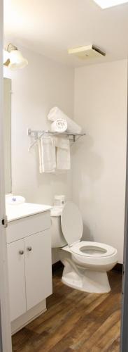 Motel 6 Dayton, OH - 화장실