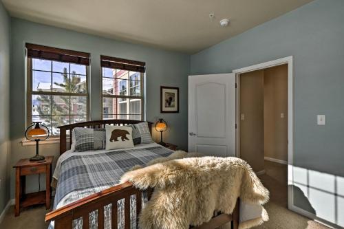 Granby Getaway Cozy Condo 2 Mi to Ski Area! - image 2
