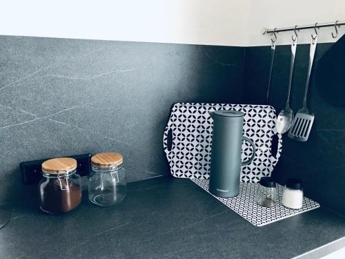 Wohnung an der Skiwiese - Boxspring - Balkon - 2 Smart TV - Carport 220m von Neue Straße entfernt