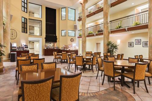 Holiday Inn Express Hotel & Suites San Jose-Morgan Hill