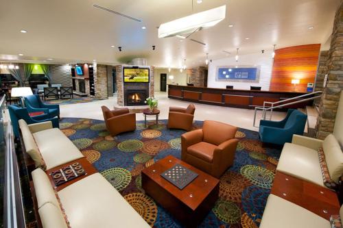 Holiday Inn Express Pittsburgh West - Greentree, an IHG Hotel