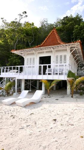 Eco dive resort Alycastre in Maumere