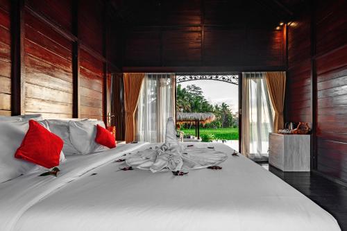 Kayangan Villa Ubud Room Type - One-Bedroom Poolside Villa with Rice Field View