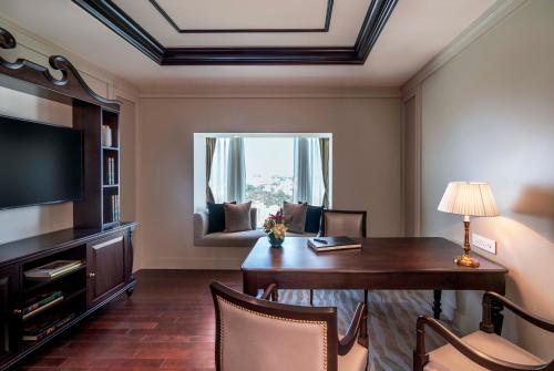 Taj Coromandel