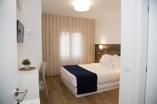 Hotel Veleiro - image 13