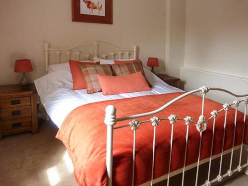 Bridgend House - image 8