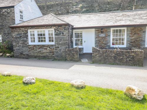 Olde Carpenters Cottage, , Cornwall