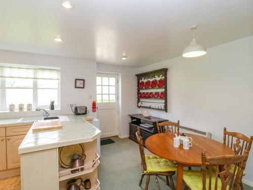 Old Ford Farm Annexe - image 14