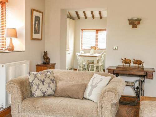 Barn Owl Cottage At Crook Hall Farm - image 6