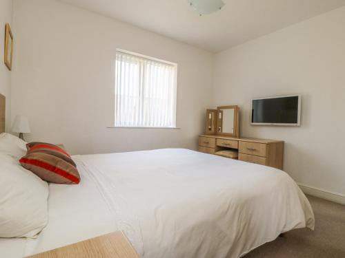 Old Orchard Cottage - image 13
