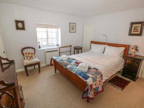 28 Oxborough - image 12