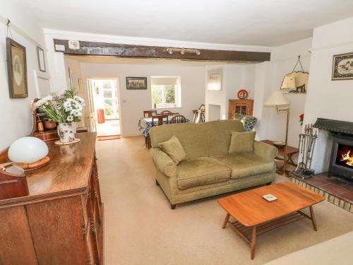 28 Oxborough - image 8