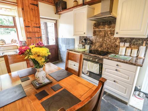 Horrace Farm Cottage - main image