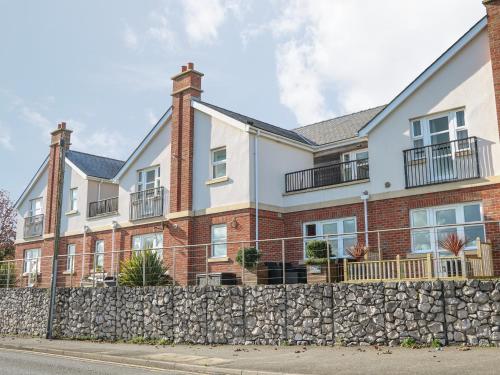 

Penmon View Apartment