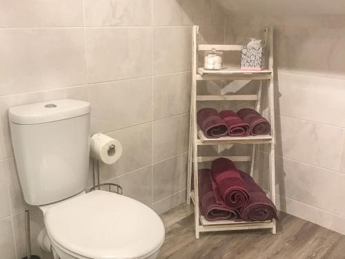 Mews Cottage Penrith - image 3