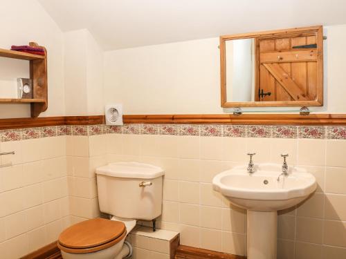 The Parlour Buxton - image 5