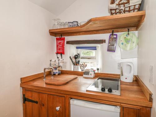 The Studio Hope Valley - image 6