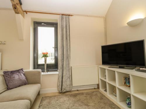 Corner Cottage Shaftesbury - image 12
