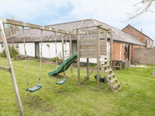 Corner Cottage Shaftesbury - image 6