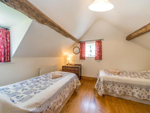 Stone House Ludlow - image 5
