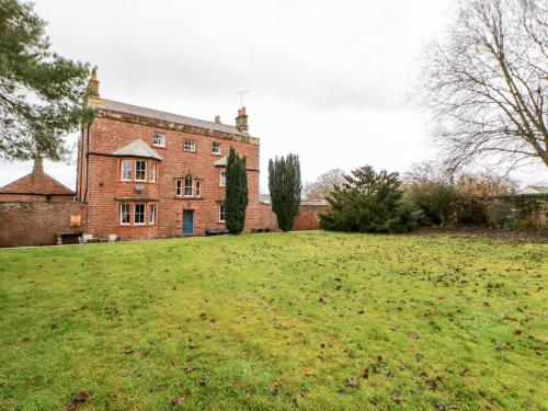 Eden House Penrith - image 14