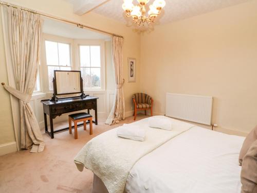 Eden House Penrith - image 12