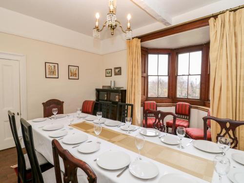 Eden House Penrith - image 2