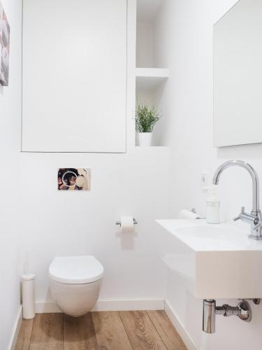 Apartamento Santa Creu - image 9