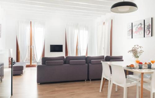 Apartamento Santa Creu - image 2